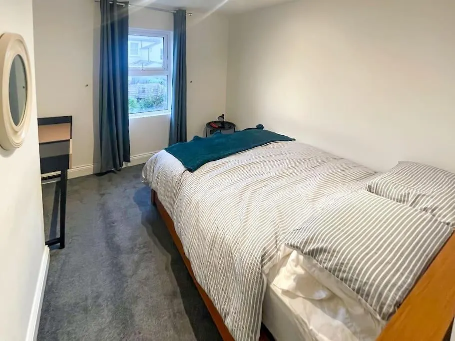 Cosy & Comfortable - Heart Of Hove - Beach Getaway 0*, Brighton United Kingdom